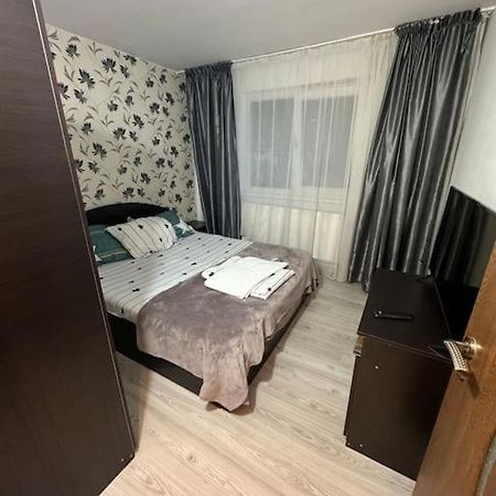 Apartament De Inchiriat 2 Camere Крайова Экстерьер фото