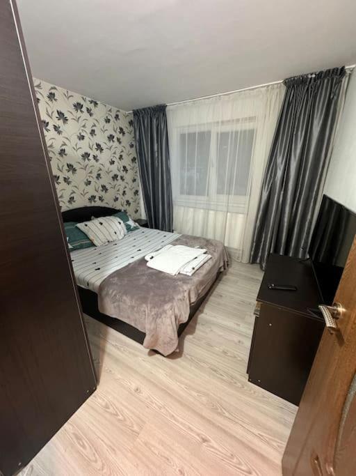 Apartament De Inchiriat 2 Camere Крайова Экстерьер фото